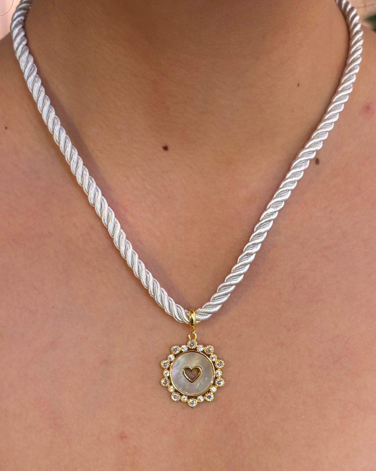 Collar bringerton